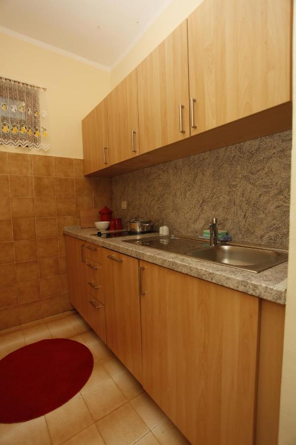 Apartments Perovic Будва Экстерьер фото