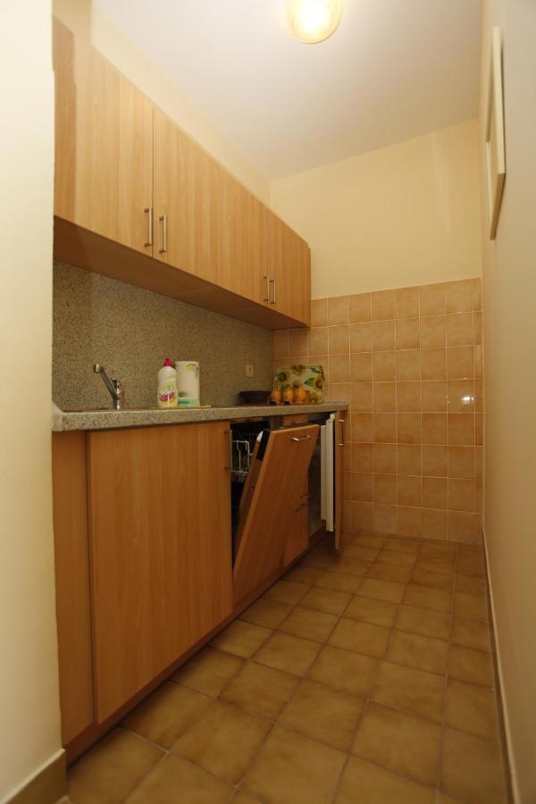 Apartments Perovic Будва Экстерьер фото