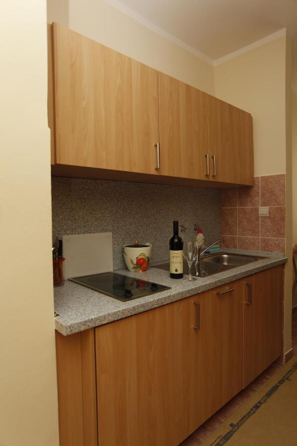 Apartments Perovic Будва Экстерьер фото