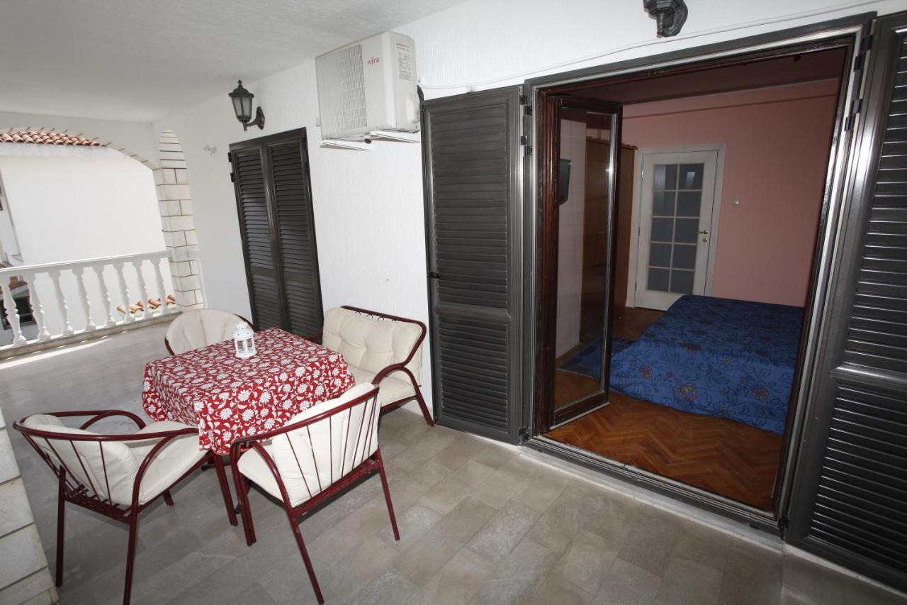 Apartments Perovic Будва Экстерьер фото