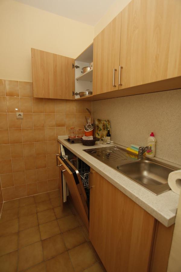Apartments Perovic Будва Экстерьер фото
